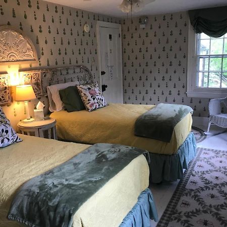 Bed and Breakfast Wild Wisteria Chadds Ford Esterno foto