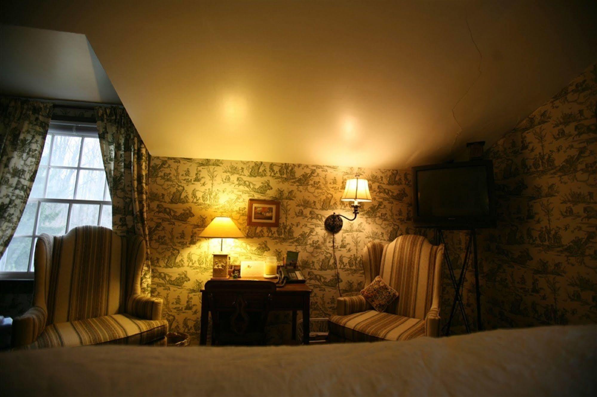 Bed and Breakfast Wild Wisteria Chadds Ford Esterno foto