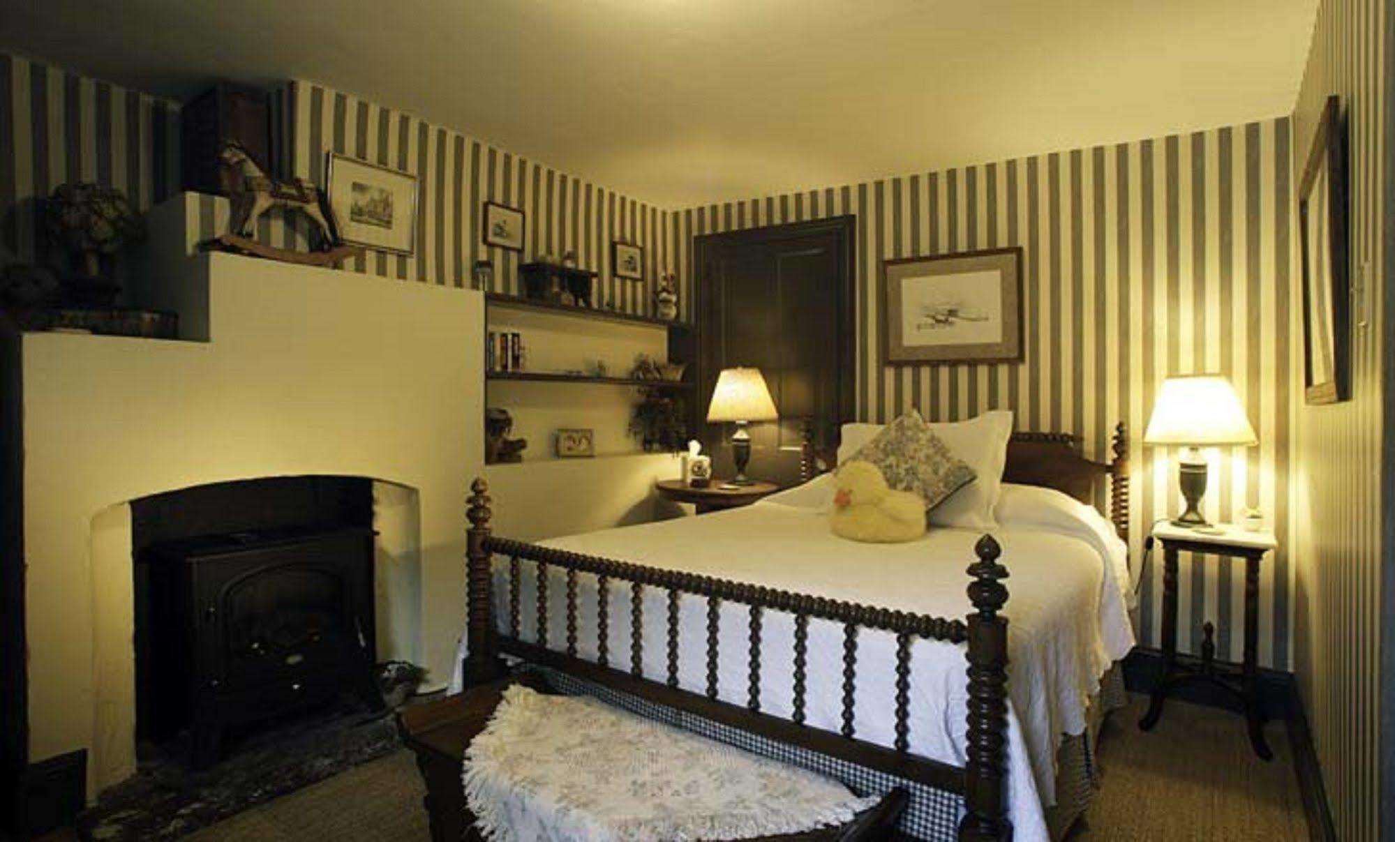 Bed and Breakfast Wild Wisteria Chadds Ford Esterno foto