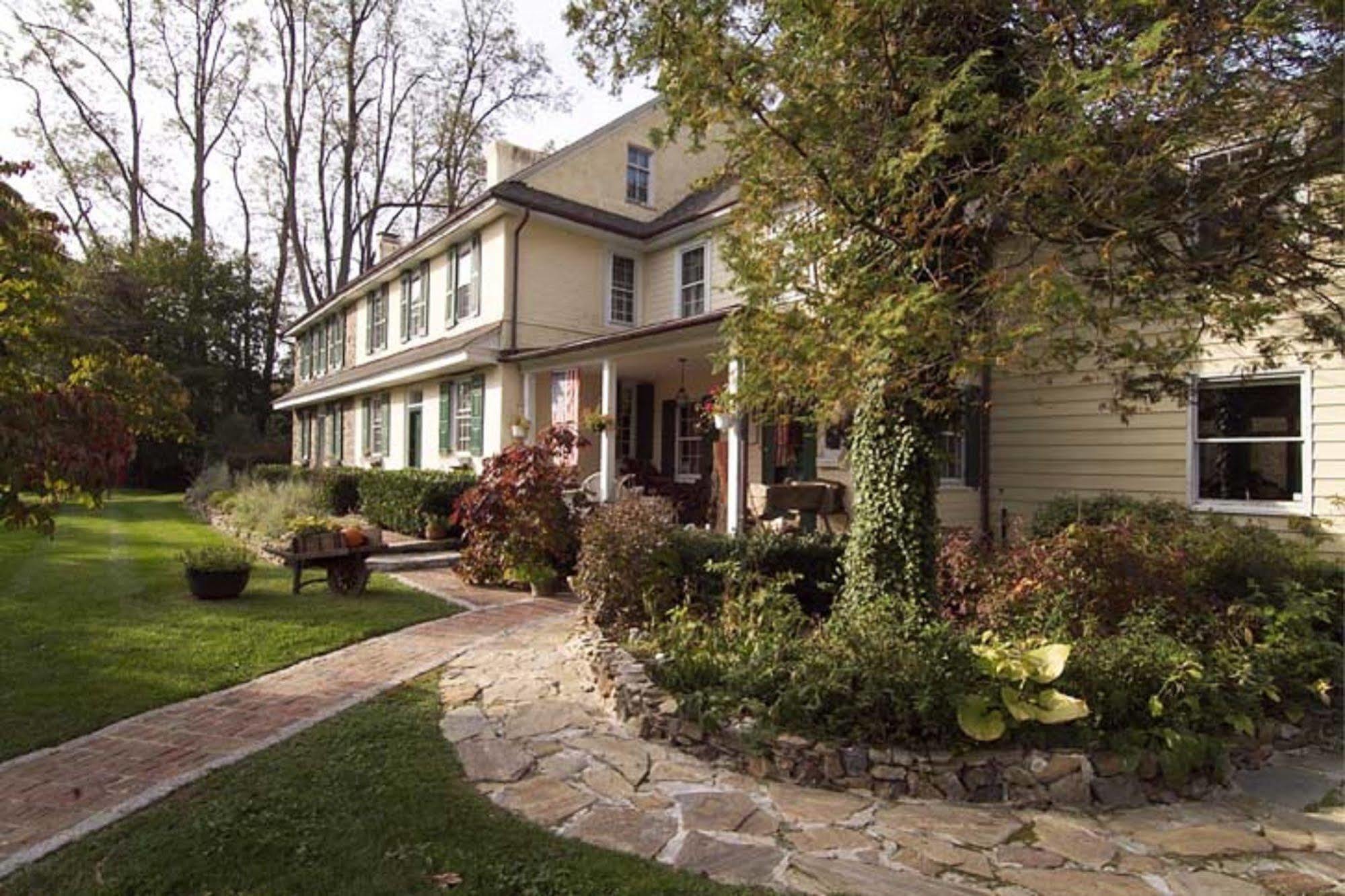 Bed and Breakfast Wild Wisteria Chadds Ford Esterno foto