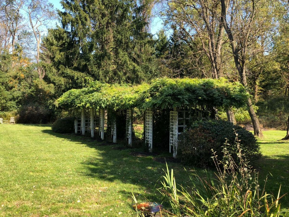 Bed and Breakfast Wild Wisteria Chadds Ford Esterno foto
